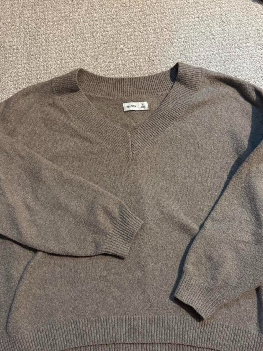 Hollister Co. Women's Brown and Grey Jumper